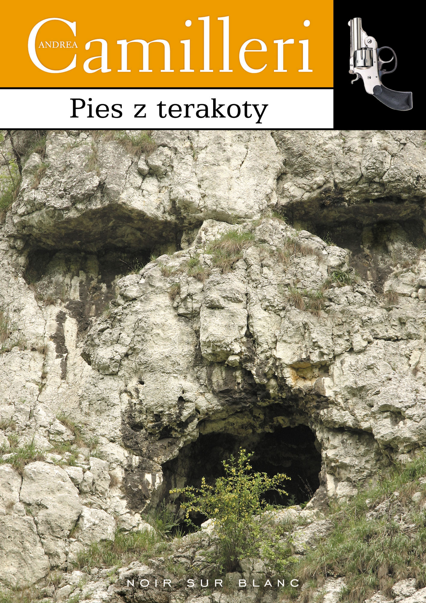 Pies z terakoty